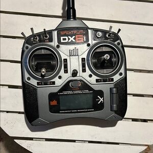 Spektrum DX6i Remote Control